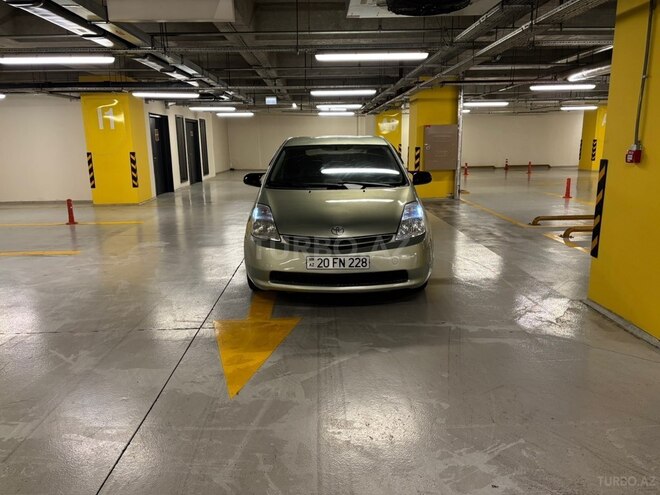 Toyota Prius 2008, 312,000 km - 1.5 l - Gəncə