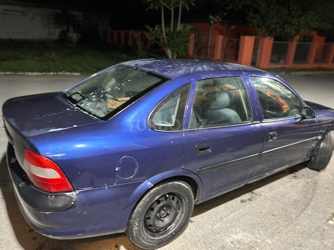 Opel Vectra 1998, 105,969 km - 1.8 л - Qobustan