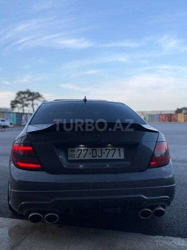 Mercedes C 300 4MATIC 2009, 280,000 km - 3.0 l - Bakı