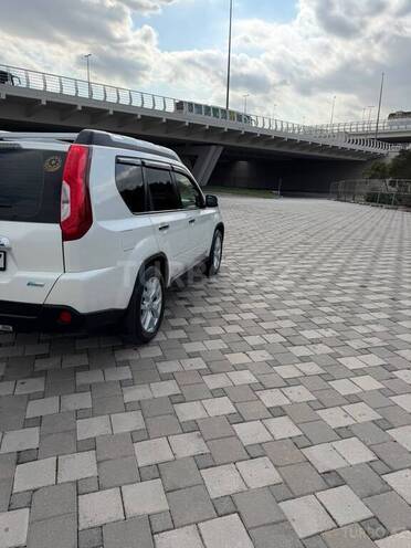Nissan X-Trail 2013, 127,000 km - 2.5 l - Bakı
