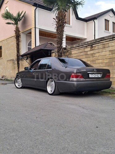 Mercedes  1992, 154,487 km - 2.8 l - Zaqatala