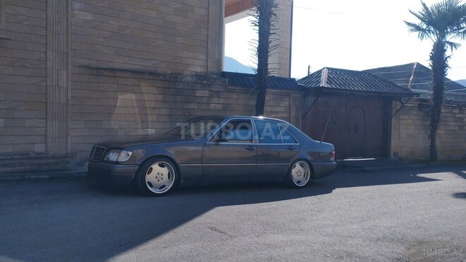 Mercedes  1992, 154,487 km - 2.8 l - Zaqatala