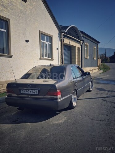 Mercedes  1992, 154,487 km - 2.8 l - Zaqatala
