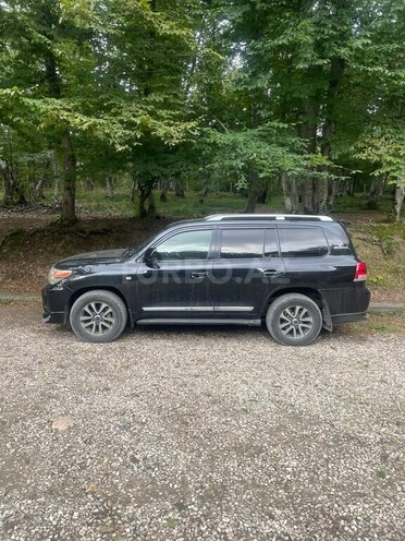 Toyota Land Cruiser 2011, 285,000 km - 4.7 l - Qusar