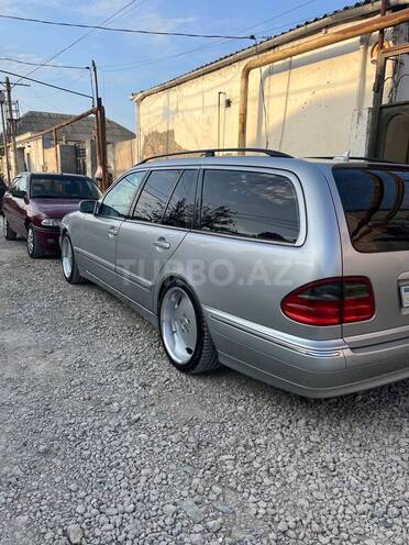 Mercedes E 240 2000, 220,500 km - 2.6 l - Bakı