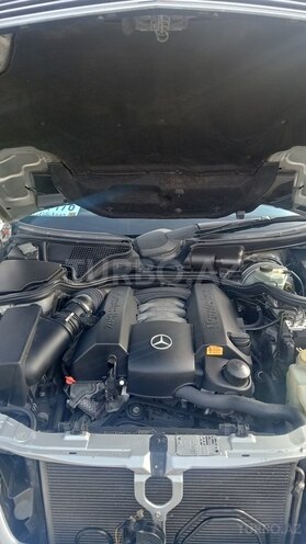 Mercedes E 240 2000, 220,500 km - 2.6 l - Bakı