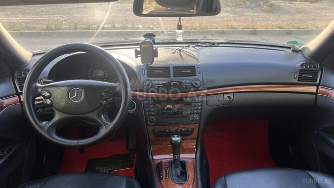 Mercedes E 220 2007, 295,000 km - 2.2 l - Bakı