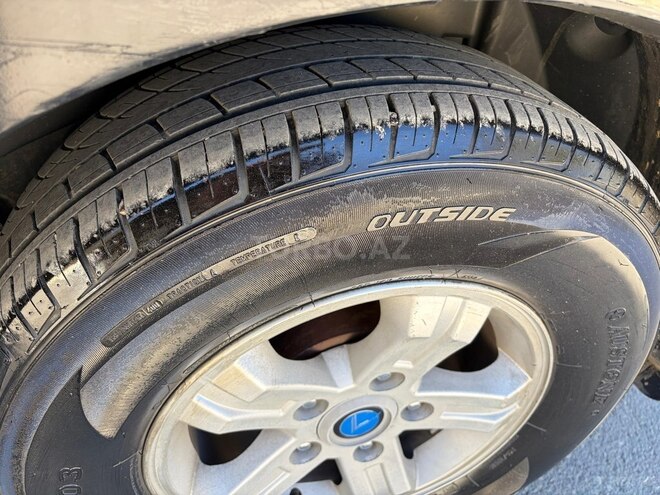 Kia Sorento 2003, 456,000 km - 2.5 l - Tovuz