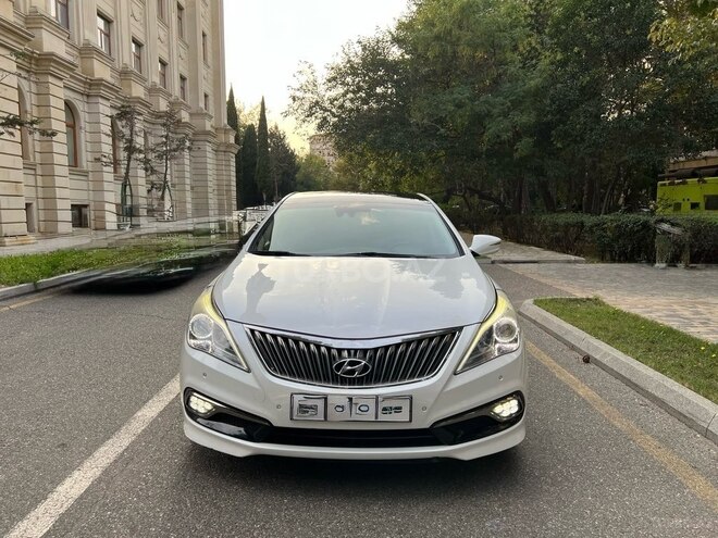 Hyundai Grandeur 2015, 218,000 km - 2.2 l - Bakı