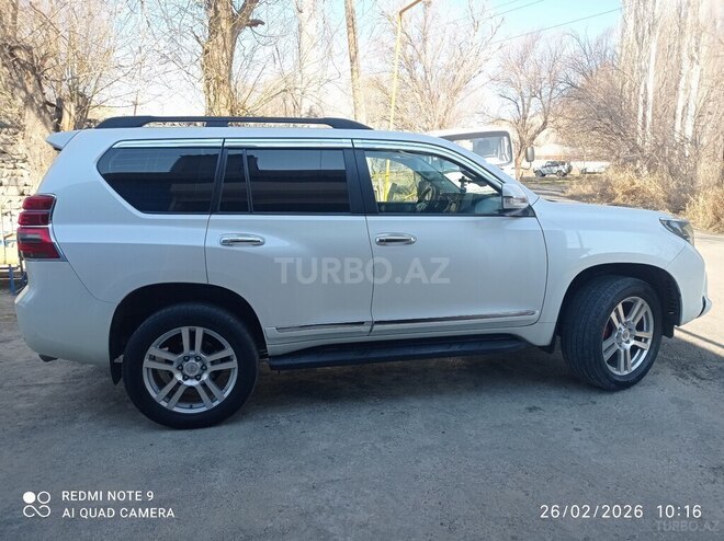 Toyota Land Cruiser Prado 2010, 190,000 km - 2.7 л - Ordubad