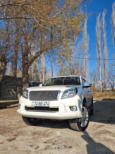Toyota Land Cruiser Prado 2010, 190,000 km - 2.7 л - Ordubad