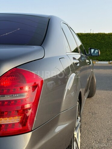 Mercedes S 550 2006, 330,000 km - 5.5 l - Bakı