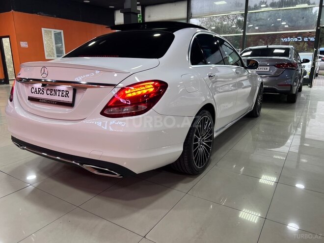 Mercedes C 300 2016, 240,000 km - 2.0 l - Sumqayıt