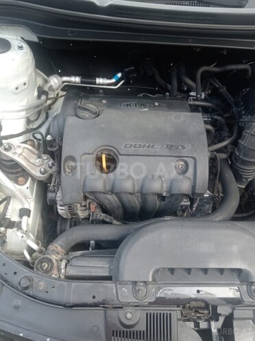 Kia  2009, 300,000 km - 1.4 л - Balakən