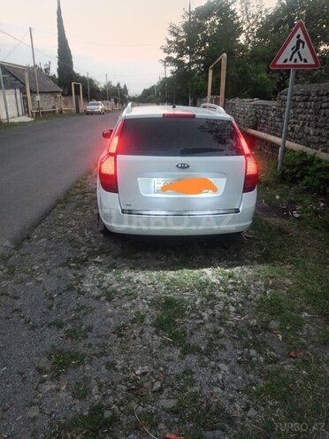 Kia  2009, 300,000 km - 1.4 л - Balakən