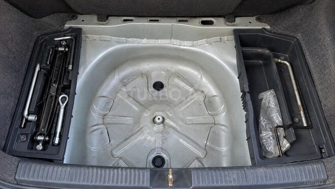 Toyota Corolla 2006, 249,377 km - 1.4 l - Bakı