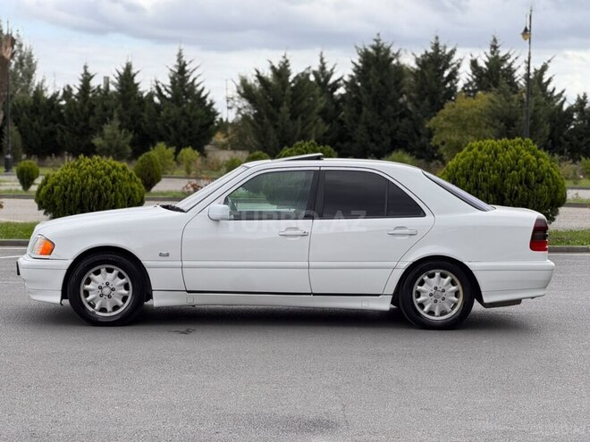 Mercedes C 200 1998, 465,000 km - 2.0 l - Quba