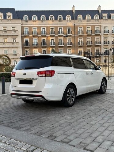 Kia Carnival 2015, 214,220 km - 2.2 l - Bakı