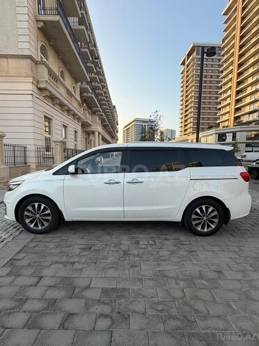 Kia Carnival 2015, 214,220 km - 2.2 l - Bakı