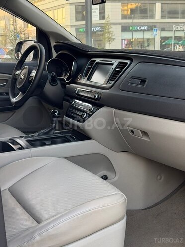 Kia Carnival 2015, 214,220 km - 2.2 l - Bakı