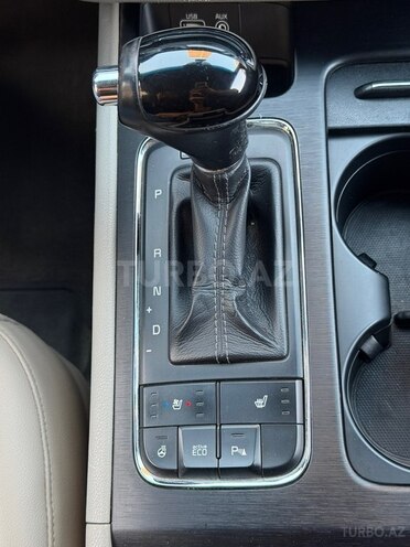 Kia Carnival 2015, 214,220 km - 2.2 l - Bakı