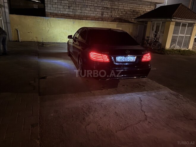 Mercedes E 250 4MATIC 2015, 169,000 km - 2.1 l - Bakı