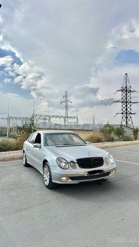 Mercedes E 220 2004, 530,000 km - 2.2 l - Bakı