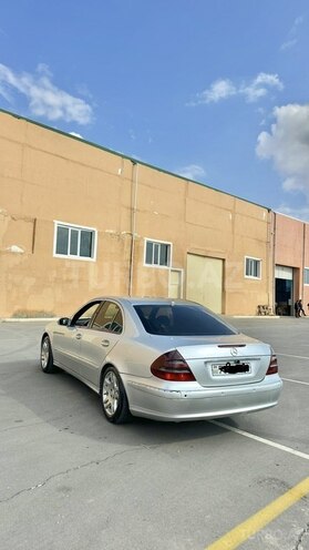 Mercedes E 220 2004, 530,000 km - 2.2 l - Bakı