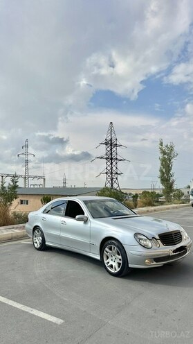 Mercedes E 220 2004, 530,000 km - 2.2 l - Bakı