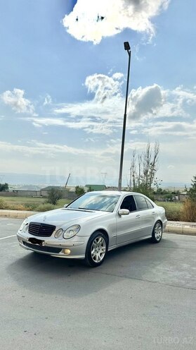 Mercedes E 220 2004, 530,000 km - 2.2 l - Bakı