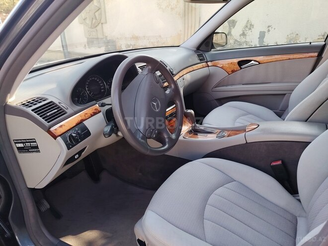Mercedes E 200 2008, 216,000 km - 1.8 l - Bakı
