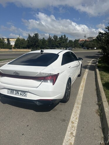 Hyundai Elantra 2023, 95,000 km - 2.0 л - Bakı