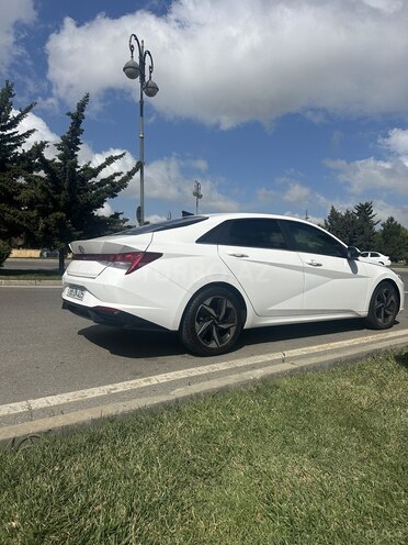 Hyundai Elantra 2023, 95,000 km - 2.0 л - Bakı