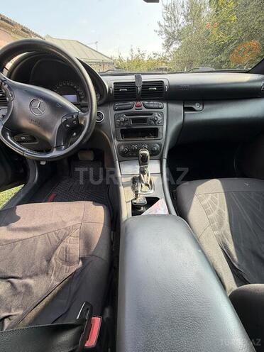 Mercedes C 200 2001, 414,579 km - 2.0 л - Qazax
