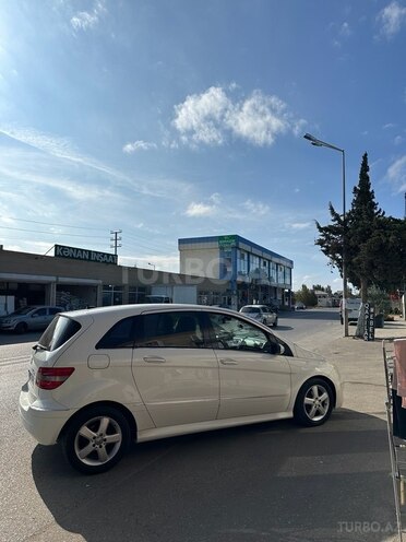 Mercedes B 170 2009, 164,000 km - 1.7 л - Bakı