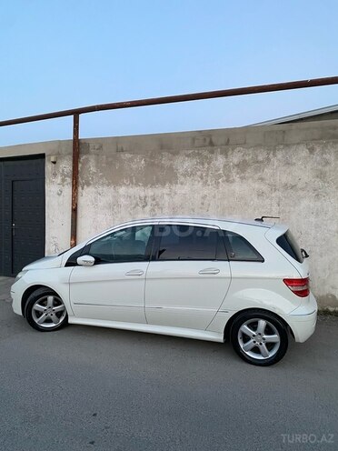 Mercedes B 170 2009, 164,000 km - 1.7 л - Bakı