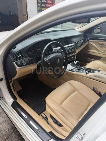 BMW 528 2012, 133,000 km - 2.0 л - Bakı