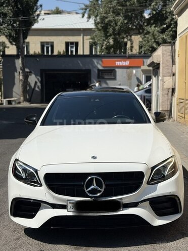 Mercedes E 300