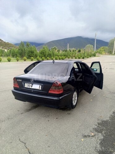 Mercedes C 200 2000, 324,000 km - 2.0 l - Şəki