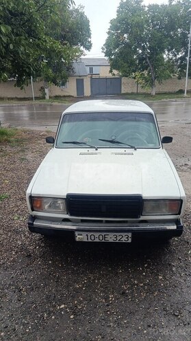 LADA (VAZ) 2107 2005, 77,000 km - 1.6 l - Qusar