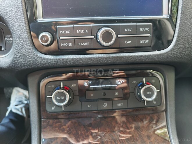 Volkswagen Touareg 2010, 179,000 km - 3.6 л - Bakı