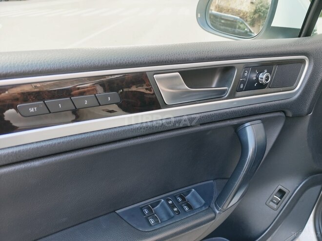 Volkswagen Touareg 2010, 179,000 km - 3.6 л - Bakı
