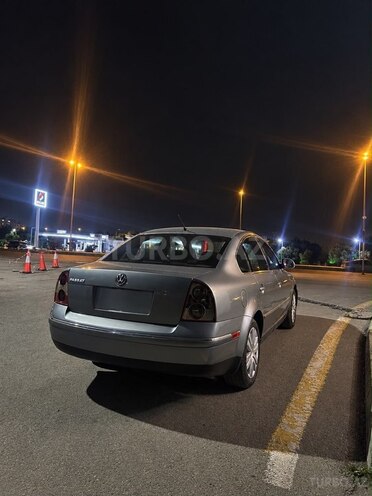 Volkswagen Passat 2004, 400,000 km - 1.8 л - Bakı