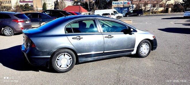 Honda Civic 2010, 450,000 km - 1.3 л - Bakı