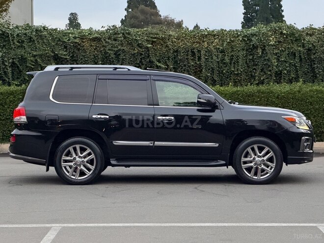 Lexus LX 570 2014, 81,000 km - 5.7 l - Gəncə