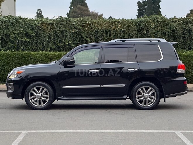 Lexus LX 570 2014, 81,000 km - 5.7 l - Gəncə