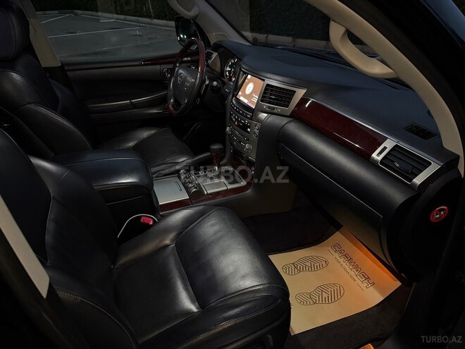 Lexus LX 570 2014, 81,000 km - 5.7 l - Gəncə