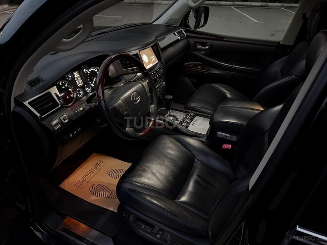 Lexus LX 570 2014, 81,000 km - 5.7 l - Gəncə