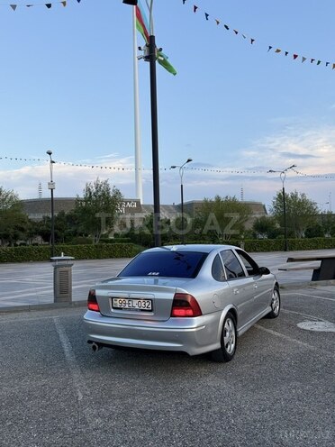 Opel Vectra 2001, 450,000 km - 1.6 l - Bakı