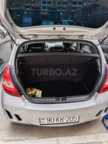 Hyundai i20 2010, 200,000 km - 1.6 l - Bakı